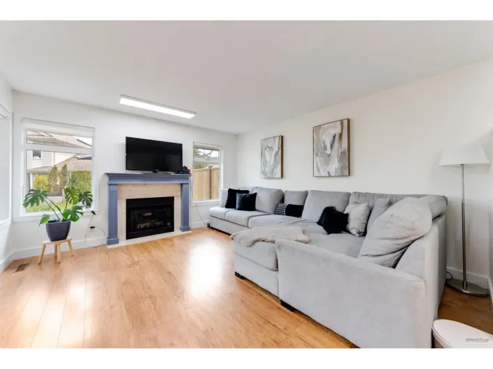 65 9045 WALNUT GROVE DRIVE, Langley