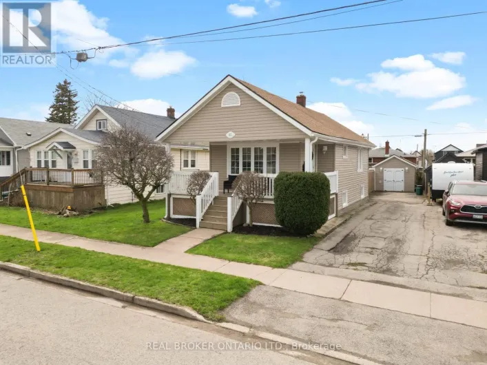 65 CHRISTMAS STREET, Port Colborne