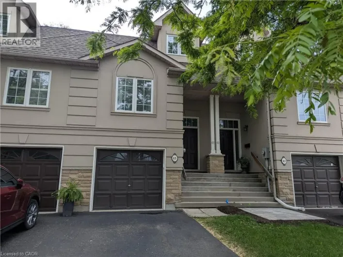 65 FAIRWOOD Place W, Burlington