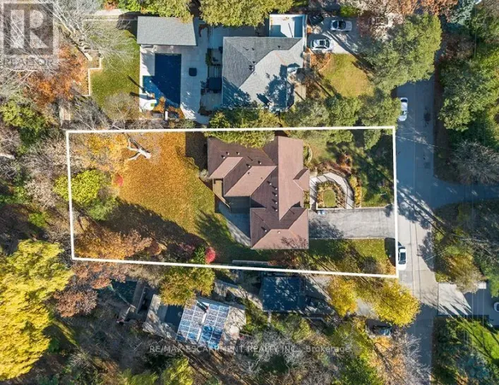 65 HARBORN ROAD, Mississauga