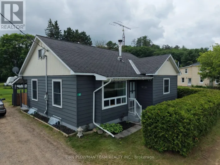 65 INGLIS STREET, Madawaska Valley