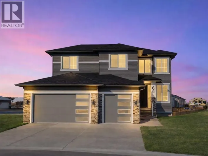 65 Lakes Estates Circle, Strathmore