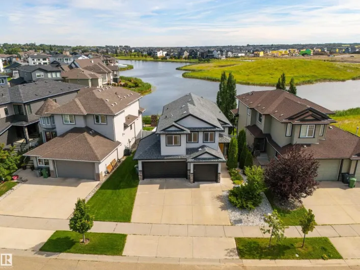 House for sale: 65 Lakewood BV, Beaumont