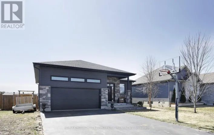 65 NOBLE CRESCENT, Petawawa