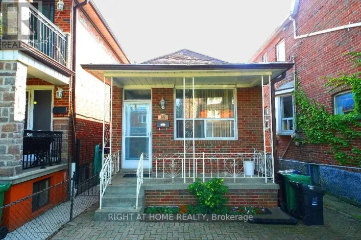65 SALEM AVENUE, Toronto
