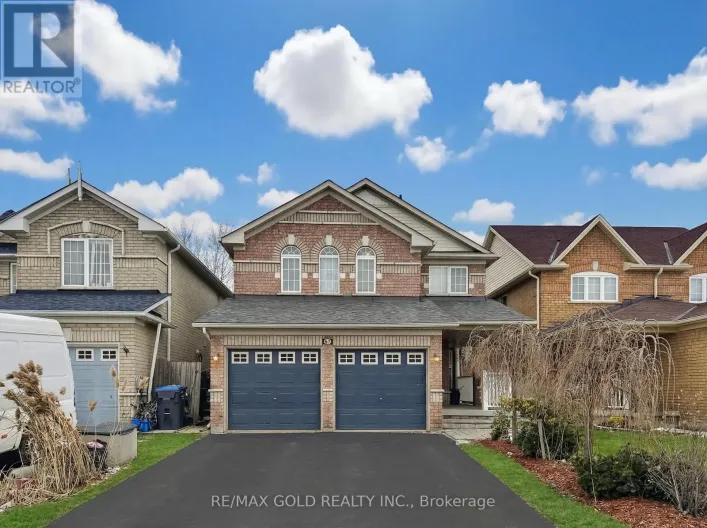 65 VINTAGE GATE, Brampton