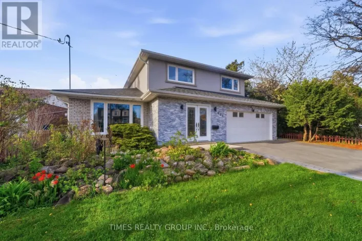 651 BURNHAMTHORPE ROAD, Toronto