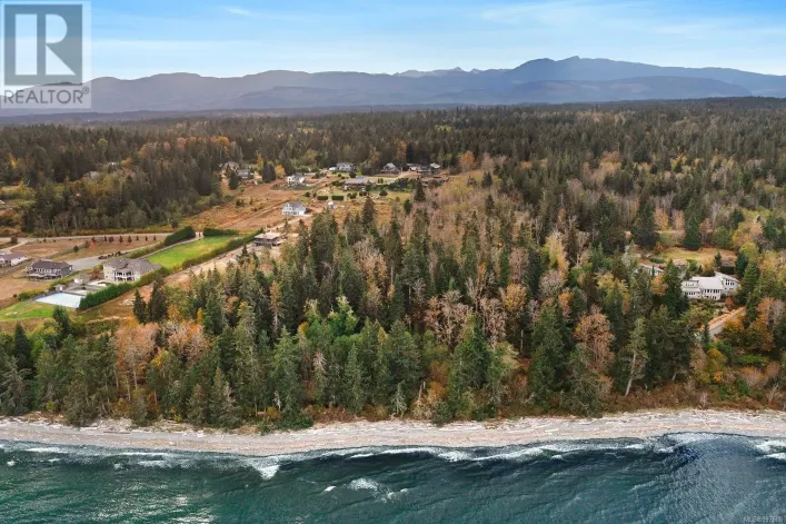 6510 Eagles Dr, Courtenay