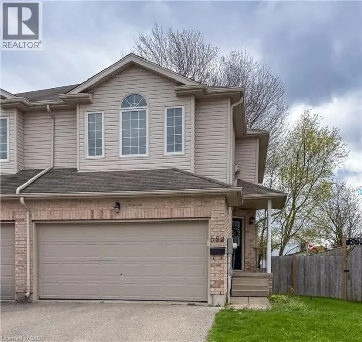652 SALISBURY Avenue, Listowel