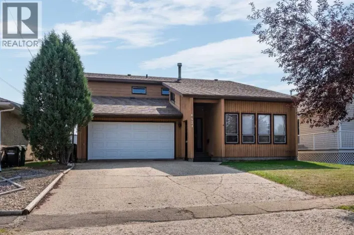 6521 49 Avenue, Camrose