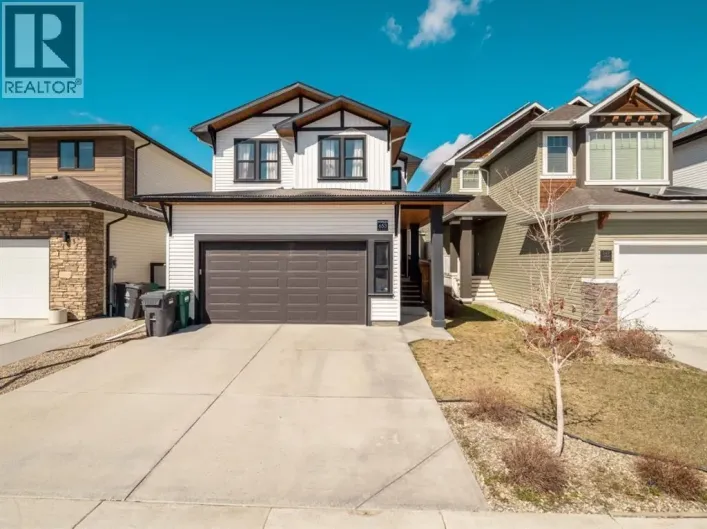 653 Aquitania Boulevard W, Lethbridge
