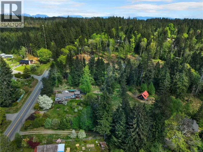653 Heriot Bay Rd, Quadra Island