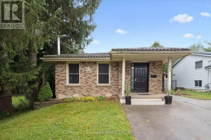 653 PERRY STREET, Centre Wellington
