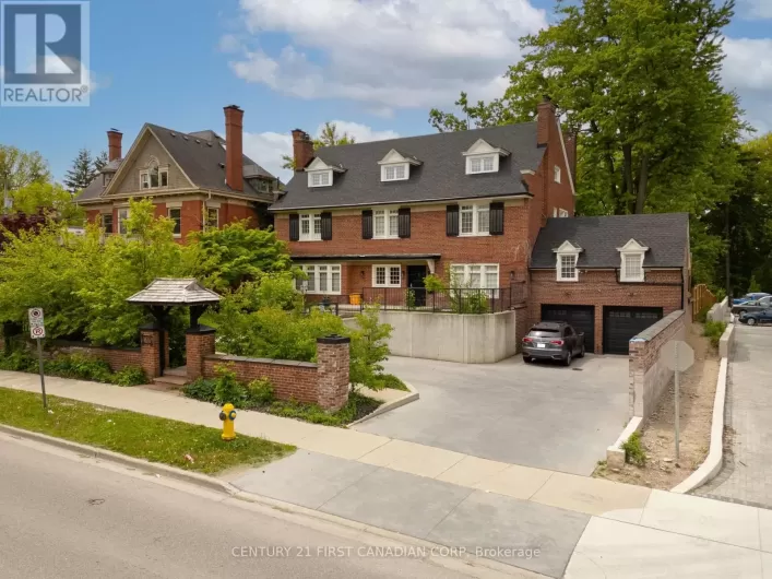 653 TALBOT STREET, London East