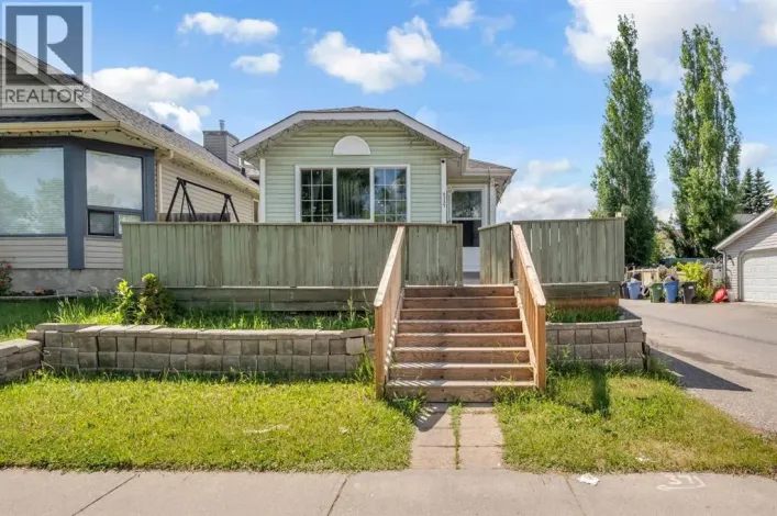 6537 68 Street NE, Calgary