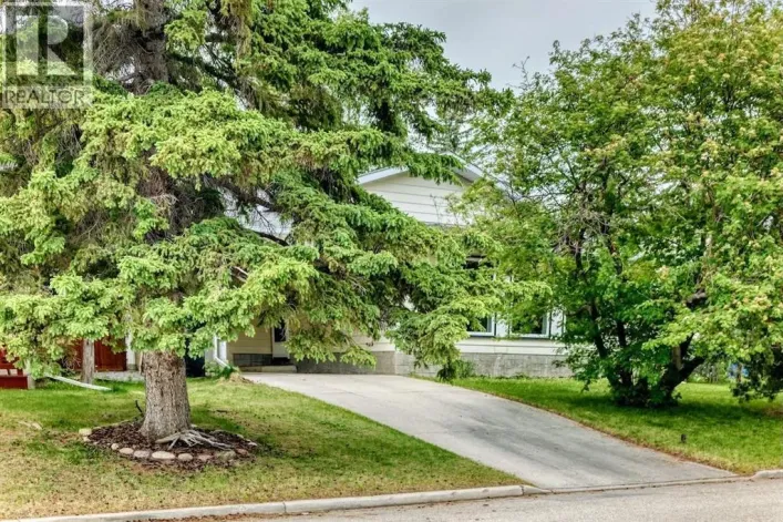 6539 54 Street NW, Calgary
