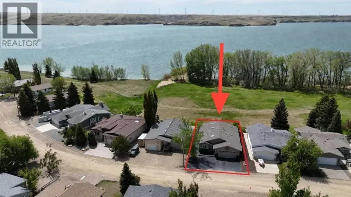 654 Lakeside Drive, Rural Vulcan County