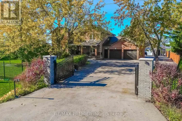 6548 10TH LINE, Essa