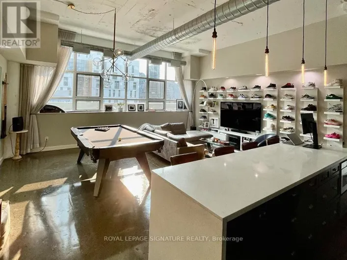 655 - 155 DALHOUSIE STREET, Toronto