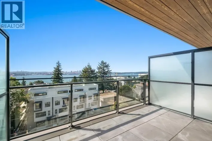 655 422 E 3RD STREET, North Vancouver