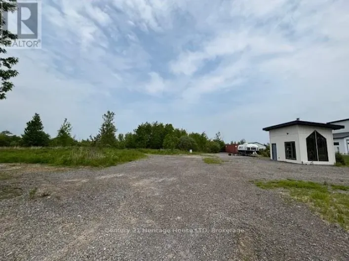 655 PLEASANT BEACH ROAD, Port Colborne
