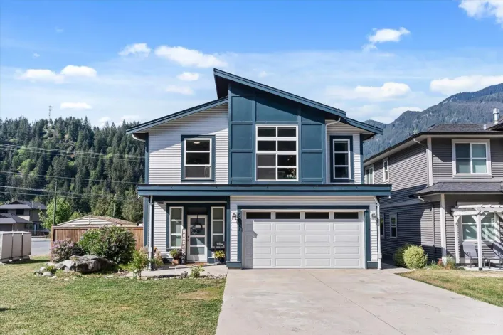 65511 SKYLARK LANE|Hope, Hope
