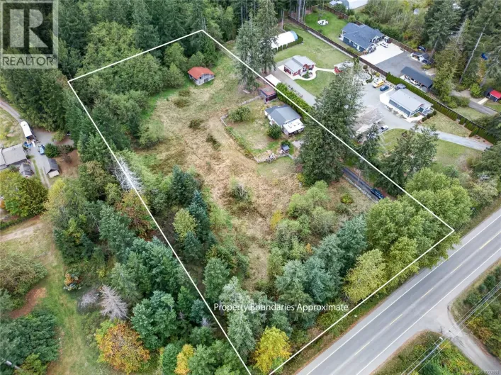 6553 Island Hwy N, Merville