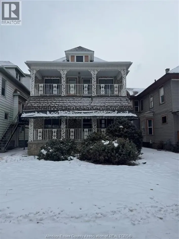 655-657 PIERRE AVENUE, Windsor