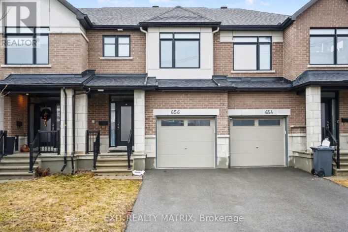 656 PUTNEY CRESCENT W, Ottawa