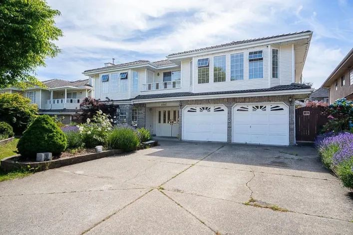 6565 122 STREET, Surrey