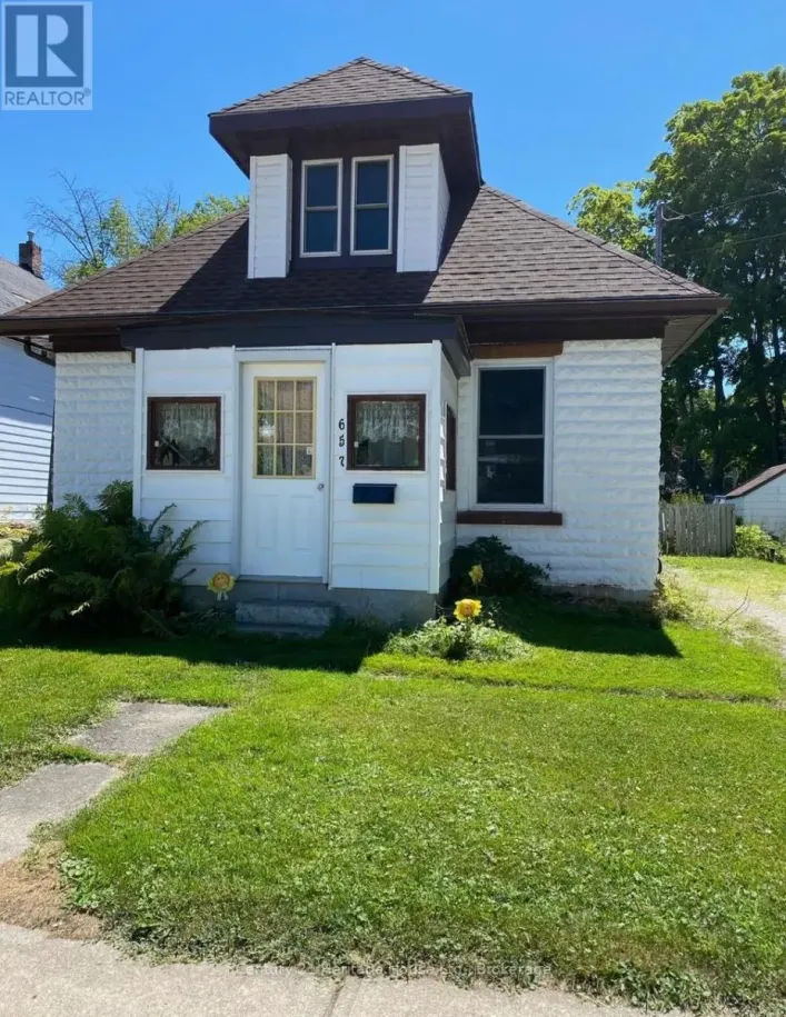 657 7TH A STREET E, Owen Sound