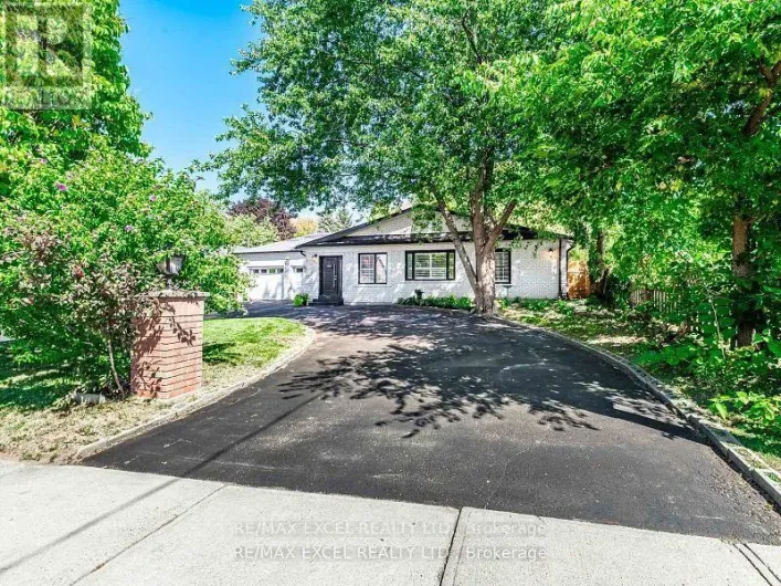 657 OLD HARWOOD AVENUE, Ajax