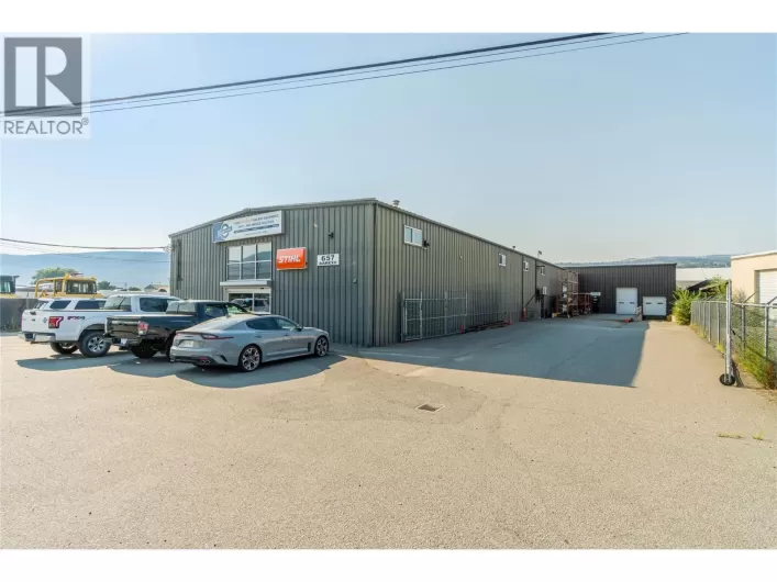 657 Sarcee Street W, Kamloops