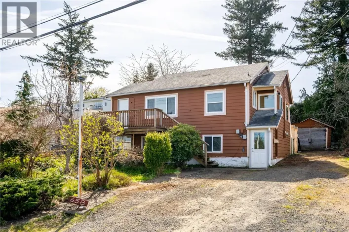 658 Thulin St, Campbell River