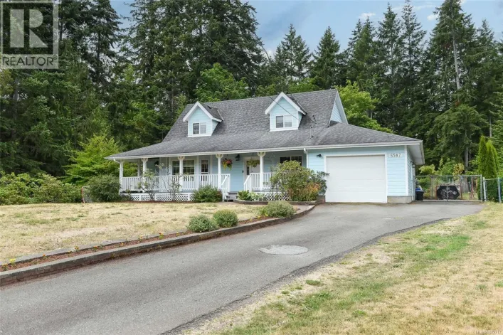 6587 Mystery Beach Rd, Fanny Bay