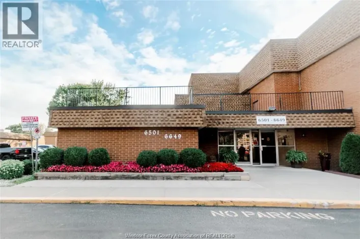 6595 THORNBERRY Unit# 2367, Windsor