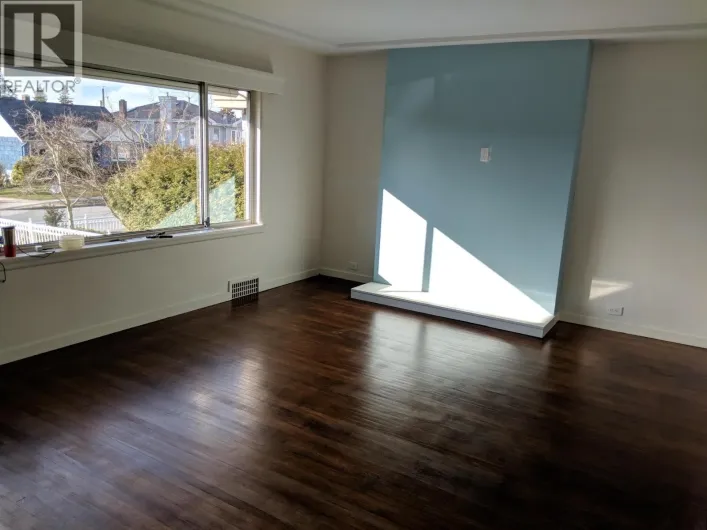 6598 DOMAN STREET, Vancouver