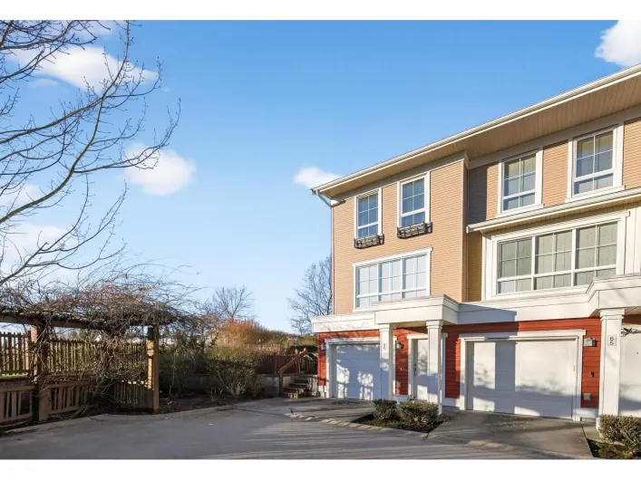 66 19505 68A AVENUE, Surrey