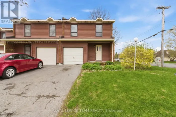 66 - 4 ARNOLD DRIVE, Ottawa