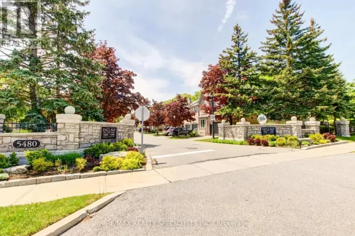 Row / Townhouse for sale: 66 - 5480 GLEN ERIN DRIVE, Mississauga