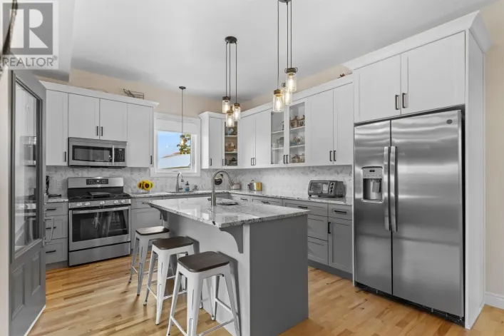 66 Bell Lane, Mill River East