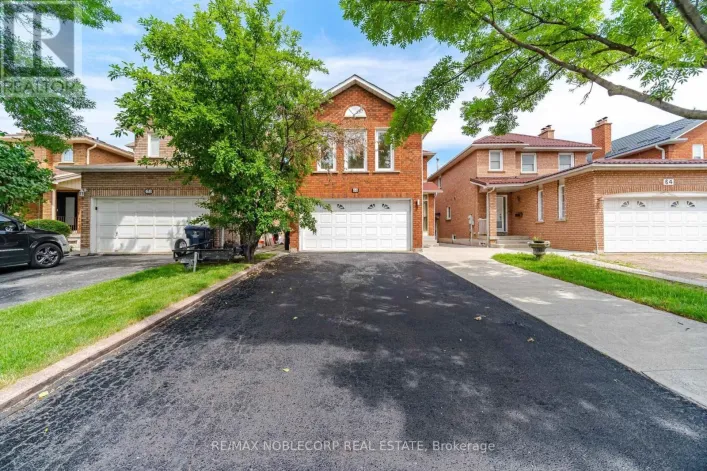 66 CINRICKBAR DRIVE, Toronto