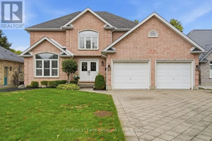66 COBBLESTONE STREET, London East