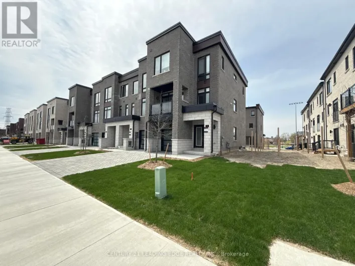 66 DANIELLE MOORE CIRCLE, Toronto
