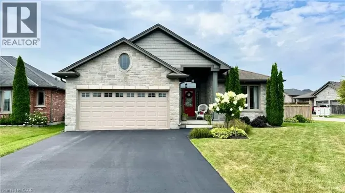 66 DRIFTWOOD Drive, Simcoe