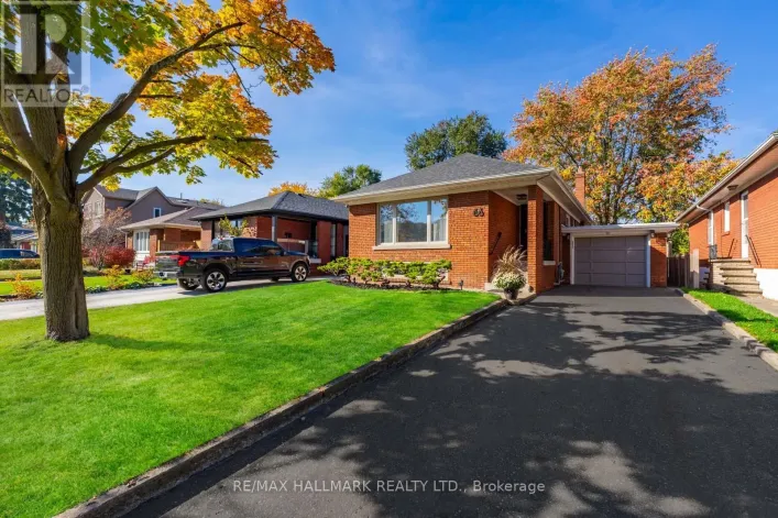 66 FERNCROFT DRIVE, Toronto