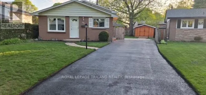 66 GARLAND CRESCENT, London East