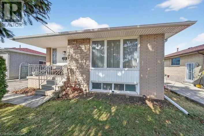 66 HIGHRIDGE Avenue, Hamilton