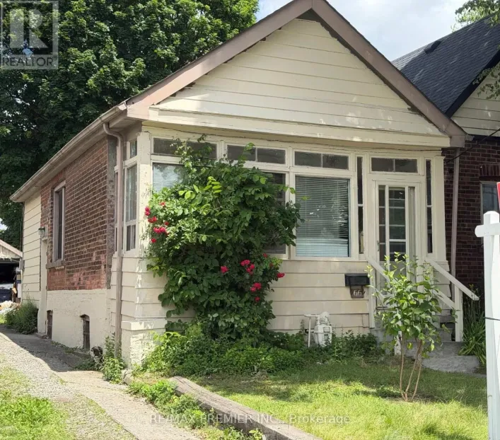 66 LAMBTON AVENUE, Toronto