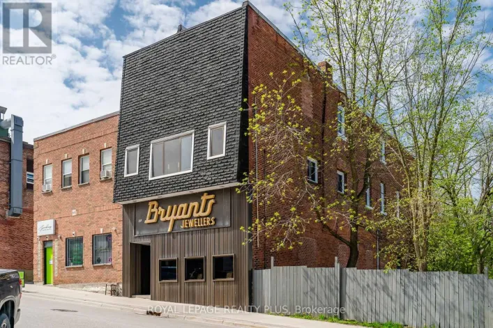 66 MAIN STREET, Penetanguishene